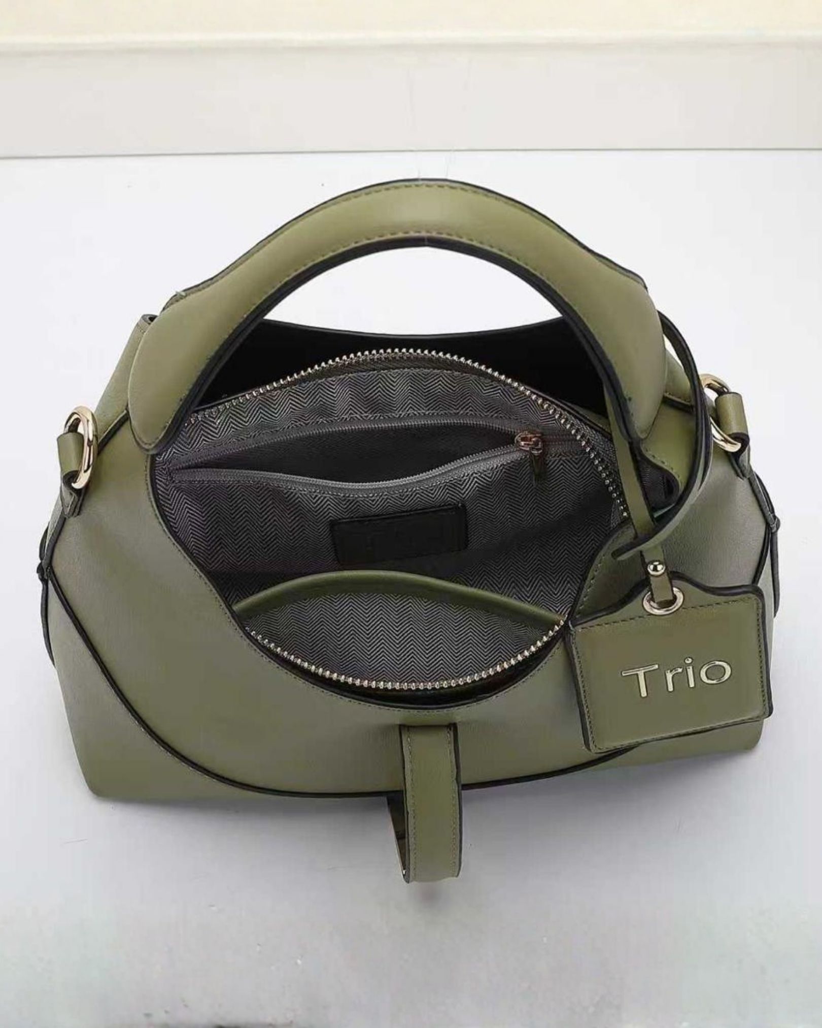 Trio Luxora Olive zips